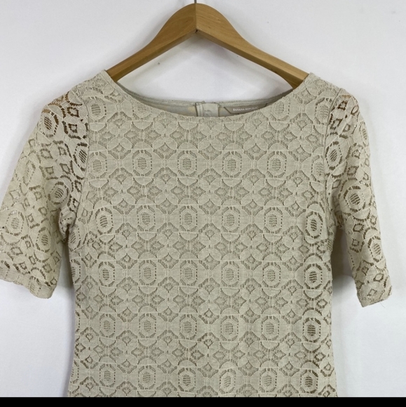 Banana Republic Lace Dress - Picture 3 of 8